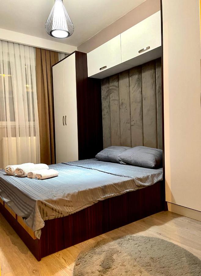 Top Apartment Pristina Exterior photo